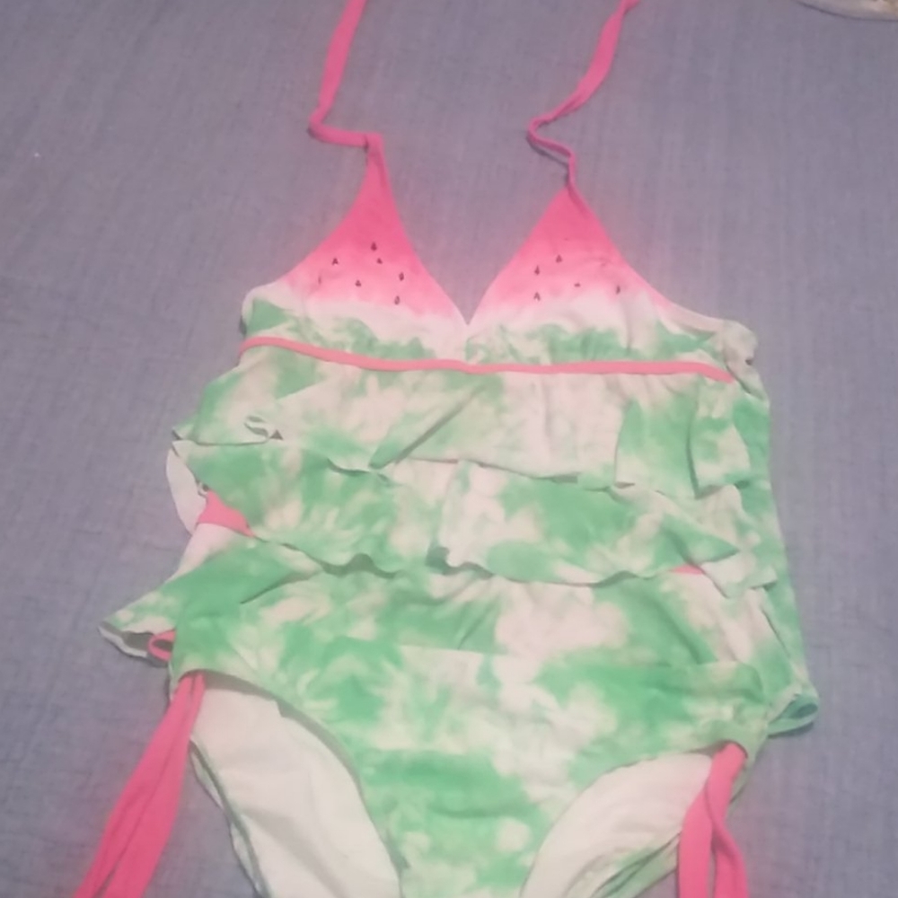 Swimming suit